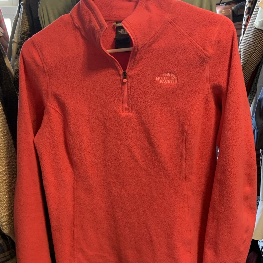 North face pullover